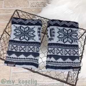 Muk Luks Nordic Fair Isle Knit Fingerless Gloves